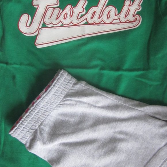 Excellent Condition Girl's Size 6x/7 (8 outfits) - Picture 3 of 8